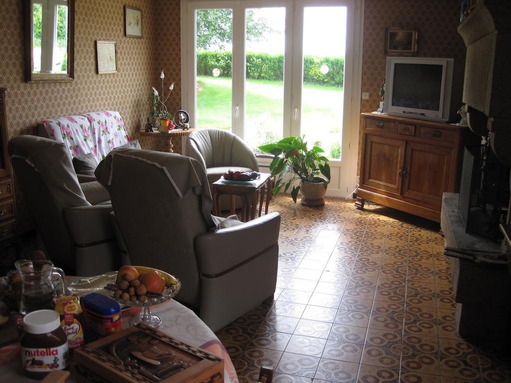 Chambres D'Hotes La Pinderie Val-Couesnon エクステリア 写真